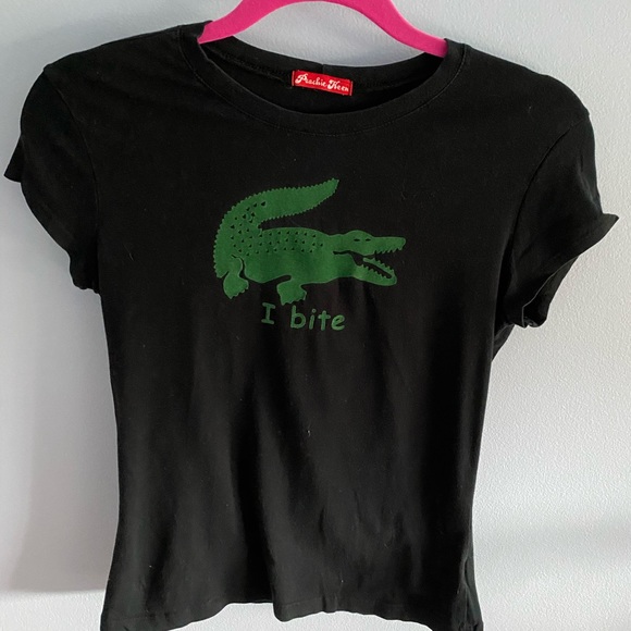 I Bite Crocodile T-Shirt - Picture 1 of 2